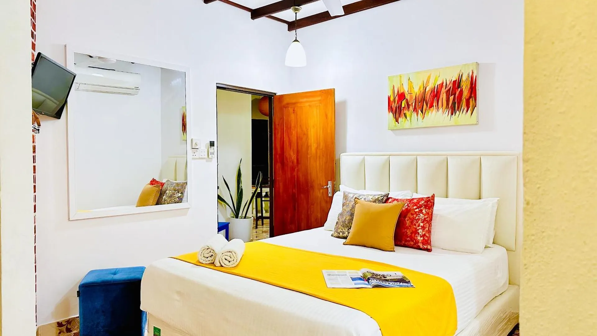 B&B By Dorset Ettukala